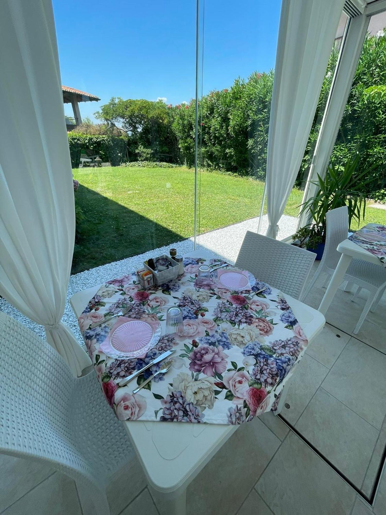 Bed And Breakfast Da Beatrice Sirmione Luaran gambar